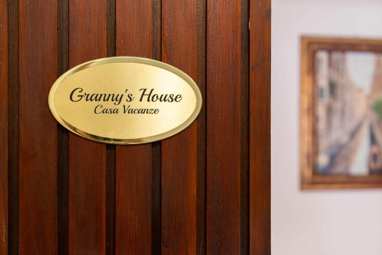 Granny S House Nettuno Villa Exterior photo